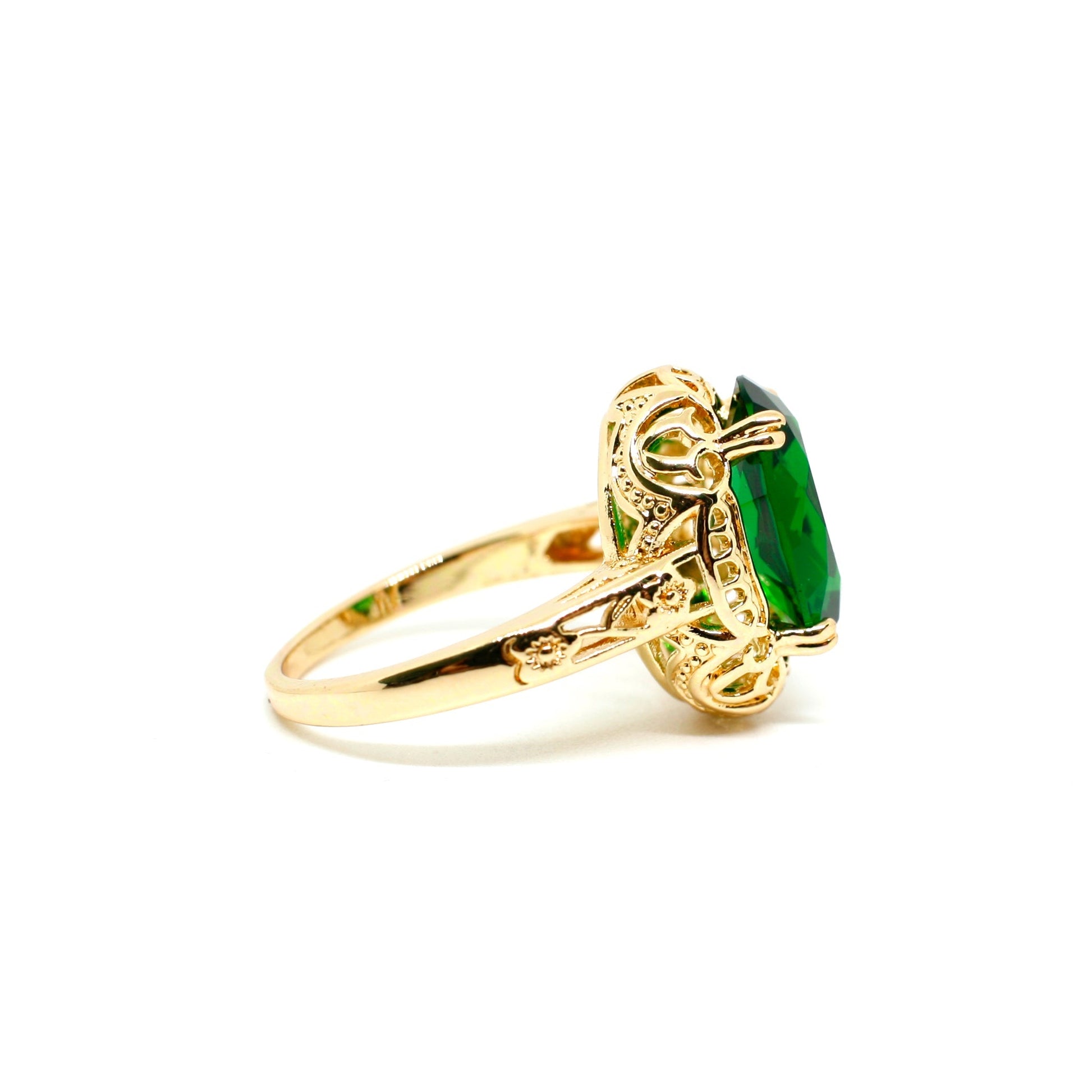 Made for a Queen - Oval Cut Gold Plated Statement Ring - Regal Gems Jewellery Co.